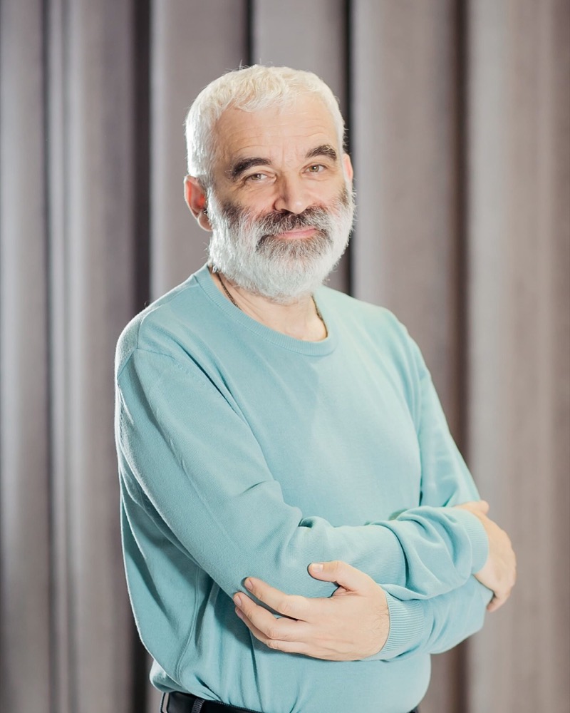 Дмитрий Эммануилович Шноль